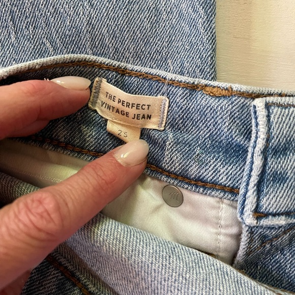 Madewell The Perfect Vintage Jean High Rise Raw Hem Destroyed Light Blue Sz 25 - Picture 5 of 5